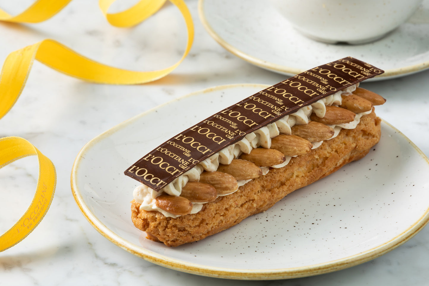 Mini éclair - Almond